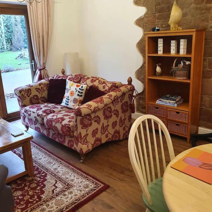 Astella Lodge. West Quantoxhead Buitenkant foto